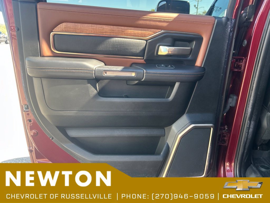 Used 2022 RAM 2500 Limited AWD/4WD image 35