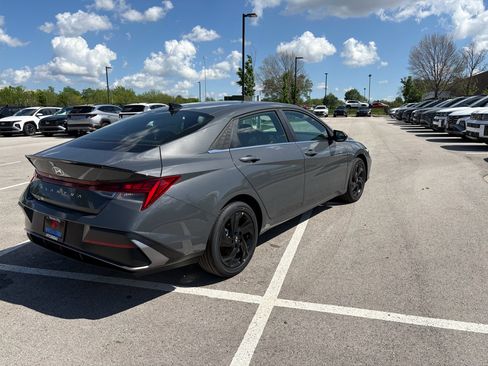 New 2026 Hyundai Elantra SEL Sport Premium FWD image 5