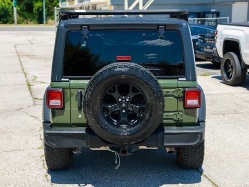 Used 2021 Jeep Wrangler Sport AWD/4WD image 8