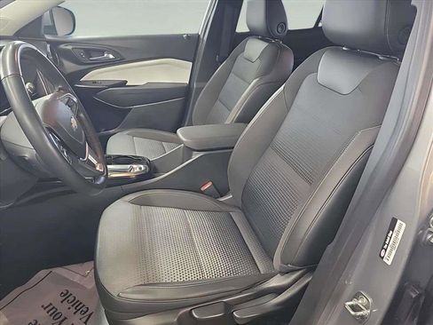 Used 2024 Chevrolet Trax LT w/ Driver Confidence Package image 13