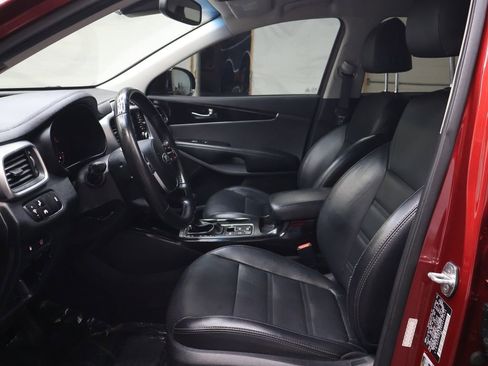 Used 2019 Kia Sorento EX AWD/4WD image 18