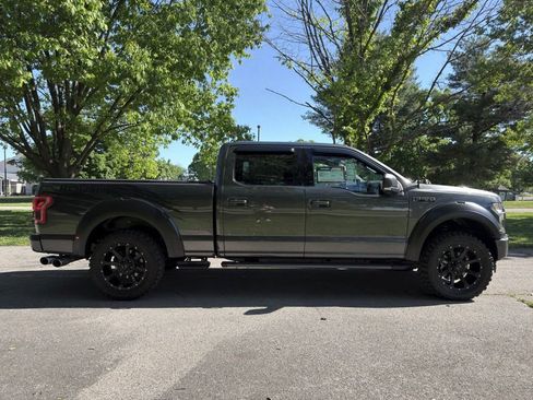 Used 2017 Ford F150 XLT w/ Equipment Group 302A Luxury AWD/4WD image 3