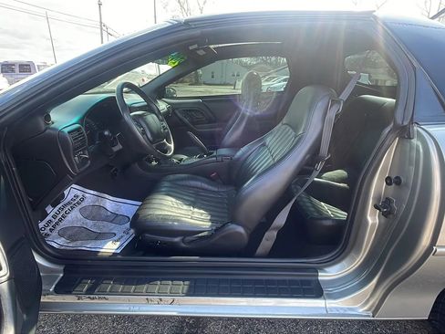 Used 2002 Chevrolet Camaro Z28 w/ SS Performance/Appearance Pkg image 10