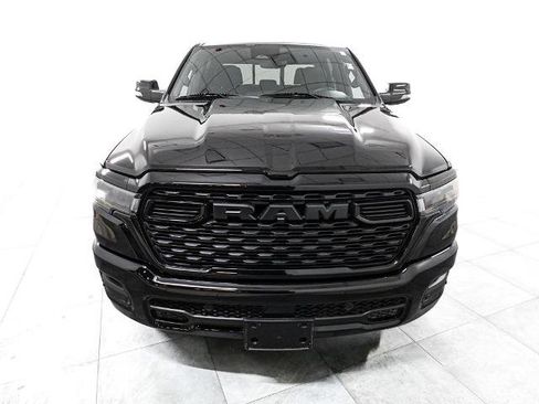 Used 2025 RAM 1500 Big Horn AWD/4WD image 2