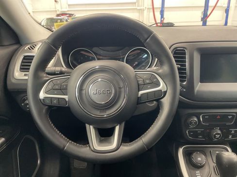 Used 2020 Jeep Compass Latitude AWD/4WD image 7