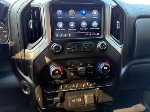 Used 2020 Chevrolet Silverado 1500 LT Trail Boss w/ Convenience Package AWD/4WD image 24