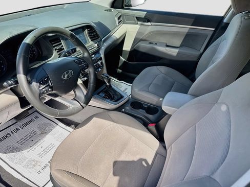 Used 2020 Hyundai Elantra Value Edition FWD image 25