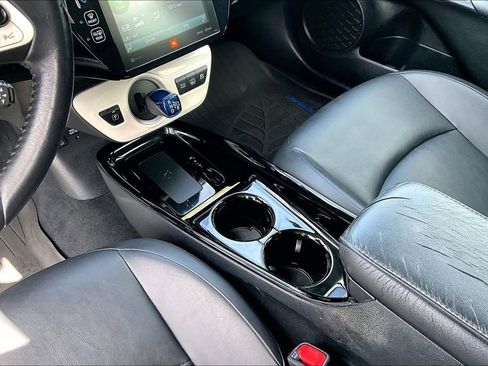 Used 2018 Toyota Prius Prime Plus FWD image 14