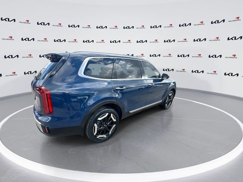 Certified 2024 Kia Telluride S w/ S Sunroof Package image 7