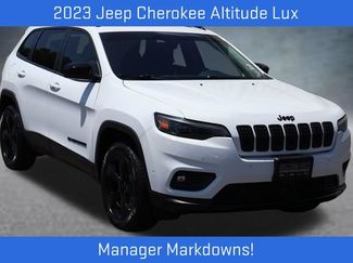 Used 2023 Jeep Cherokee Altitude Lux w/ Lux Elite Package AWD/4WD 360° Tour