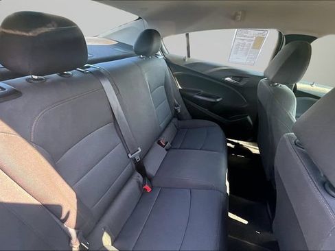 Used 2018 Chevrolet Cruze LS FWD image 26