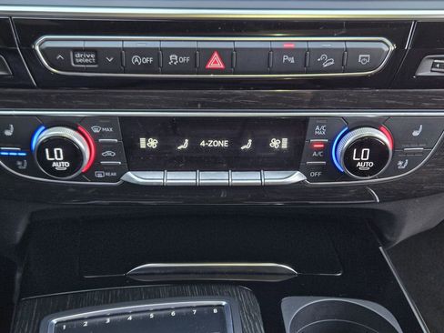 Used 2018 Audi Q7 3.0T Prestige image 21