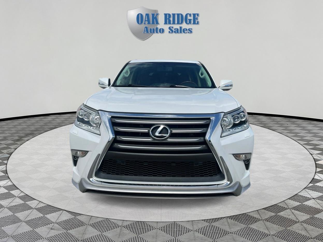 Used 2018 Lexus GX 460 Premium AWD/4WD image 2