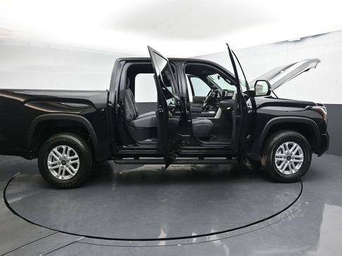 New 2025 Toyota Tundra SR5 image 38