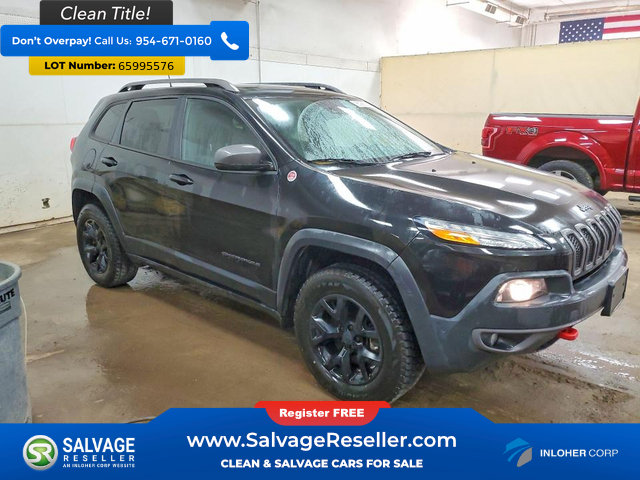 Used 2016 Jeep Cherokee Trailhawk w/ Leather Interior Group AWD/4WD image 5