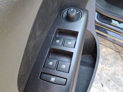 Used 2014 Chevrolet Sonic LT FWD image 13