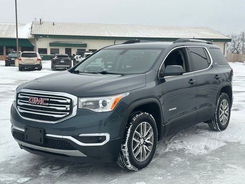 Used 2019 GMC Acadia SLE image 4