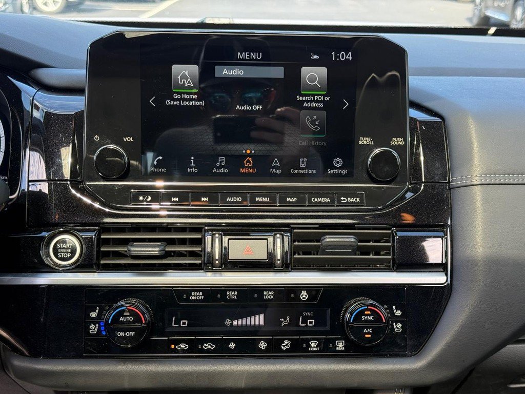 Used 2024 Nissan Pathfinder Platinum w/ Lighting Package (N93) AWD/4WD image 15
