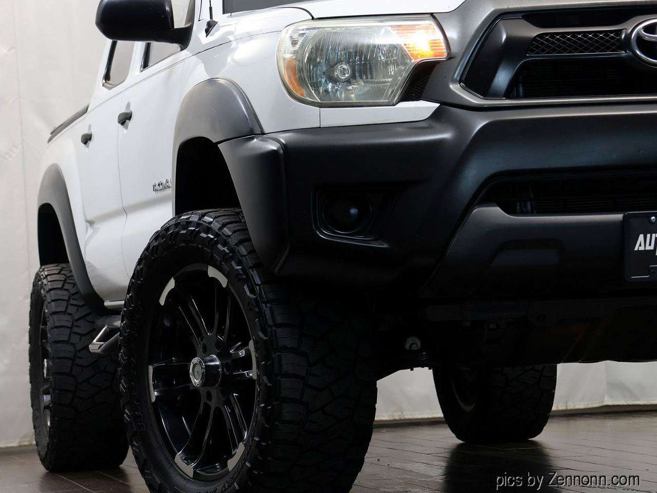 Used 2015 Toyota Tacoma PreRunner w/ Convenience Package RWD image 4