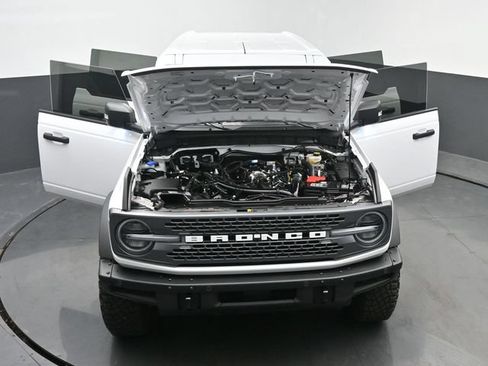 Used 2025 Ford Bronco Badlands AWD/4WD image 60