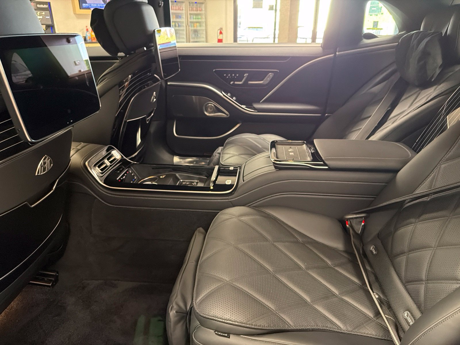 Certified 2025 Mercedes-Benz Maybach S 580 4MATIC image 12