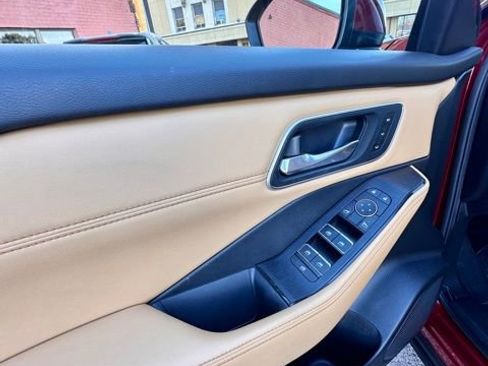 Certified 2023 Nissan Rogue Platinum w/ Platinum Premium Package image 22