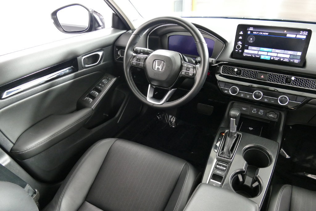 Used 2022 Honda Civic Touring image 21