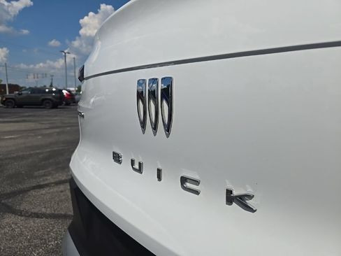 Used 2024 Buick Envista Preferred w/ Convenience I Package FWD image 12