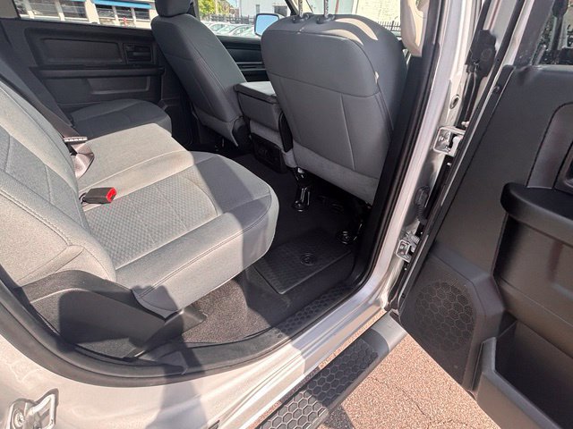 Used 2018 RAM 1500 Express w/ Express Value Package RWD image 13