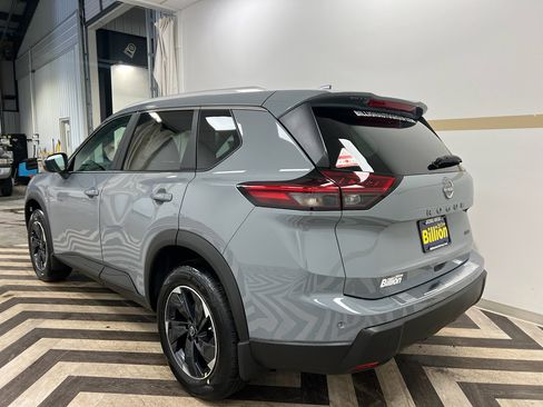 New 2026 Nissan Rogue SV w/ SV Premium Package AWD/4WD image 14