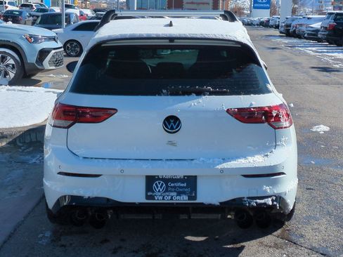 Used 2022 Volkswagen Golf R image 7