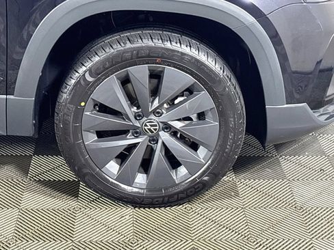 Certified 2022 Volkswagen Taos S FWD image 23