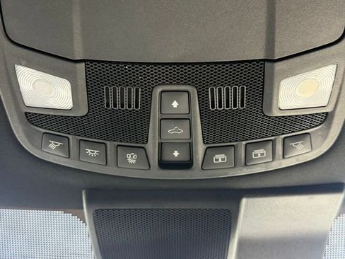 Used 2020 Ford F150 Raptor w/ Equipment Group 802A Luxury image 31