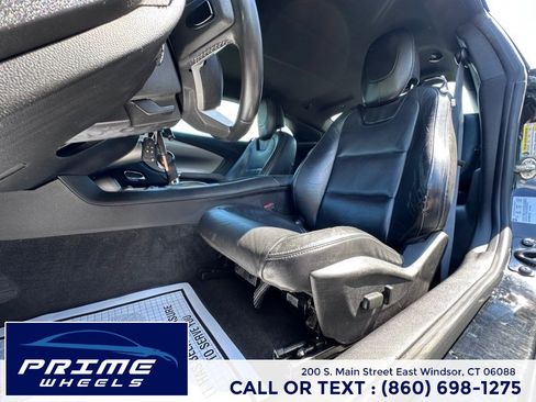 Used 2011 Chevrolet Camaro LT w/ Silver Stripe Package RWD image 10