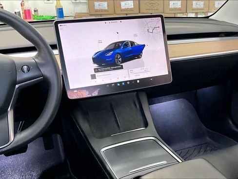 Used 2022 Tesla Model 3 Long Range image 9