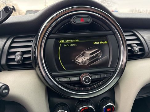 Used 2016 MINI Cooper 2-Door Hardtop image 35