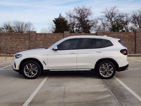 Used 2024 BMW X3 xDrive30i w/ Premium Package w/ZPA image 5