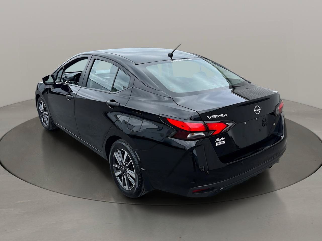 Used 2024 Nissan Versa S w/ S Plus Package FWD image 3