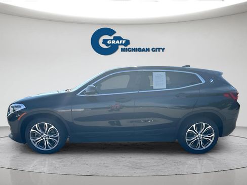 Used 2022 BMW X2 xDrive28i w/ Convenience Package AWD/4WD image 2