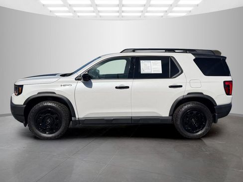 Used 2026 Honda Passport TrailSport Elite image 3