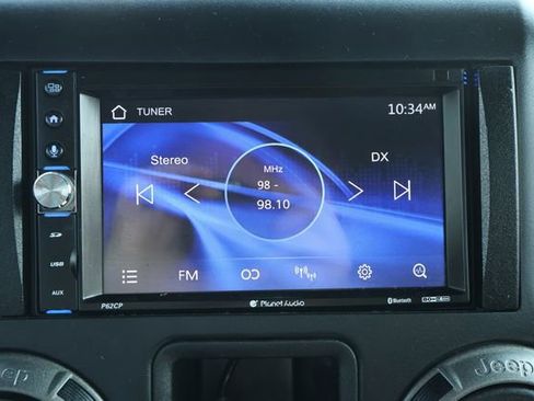 Used 2016 Jeep Wrangler Unlimited Sport w/ Connectivity Group AWD/4WD image 11