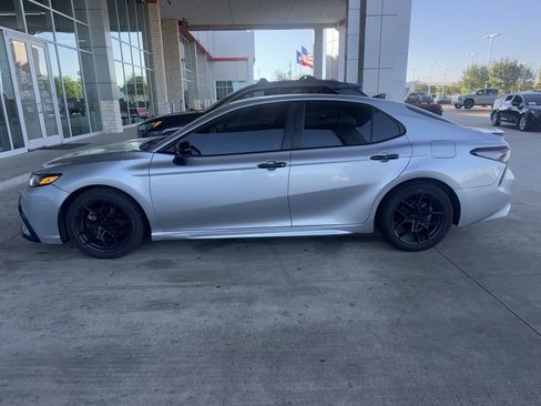 Used 2021 Toyota Camry SE image 23
