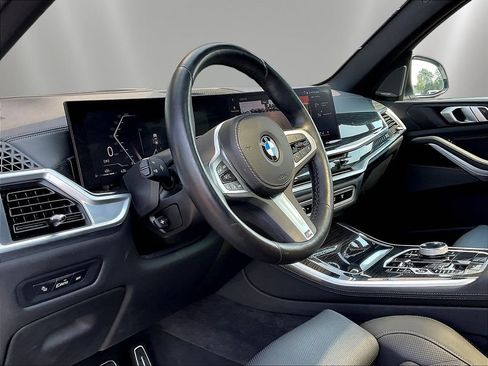 Used 2024 BMW X5 xDrive40i w/ Executive Package AWD/4WD image 16