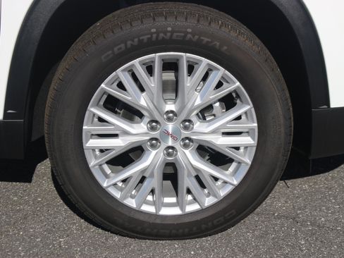 New 2025 GMC Acadia Elevation w/ Elevation Premium Package FWD image 9