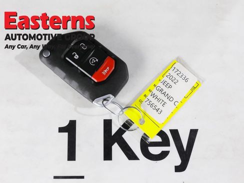 Used 2023 Jeep Wrangler Unlimited w/ Cold Weather Group AWD/4WD image 26