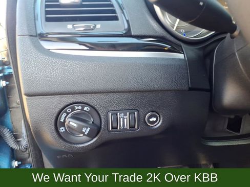 Used 2023 Chrysler 300 Touring L w/ Popular Equipment Group image 15