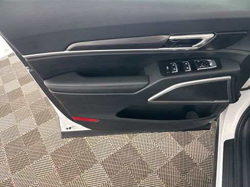 Certified 2025 Kia Telluride S AWD/4WD image 20