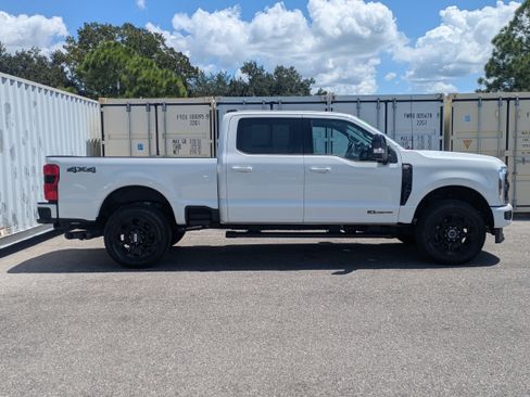 Certified 2025 Ford F250 Lariat w/ Lariat Ultimate Package AWD/4WD image 4