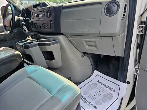 Used 2011 Ford E-150 and Econoline 150 w/ PWR Group image 27