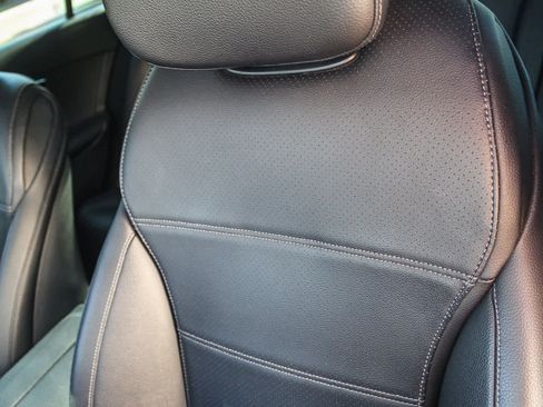 Used 2022 Mercedes-Benz C 300 Sedan image 32